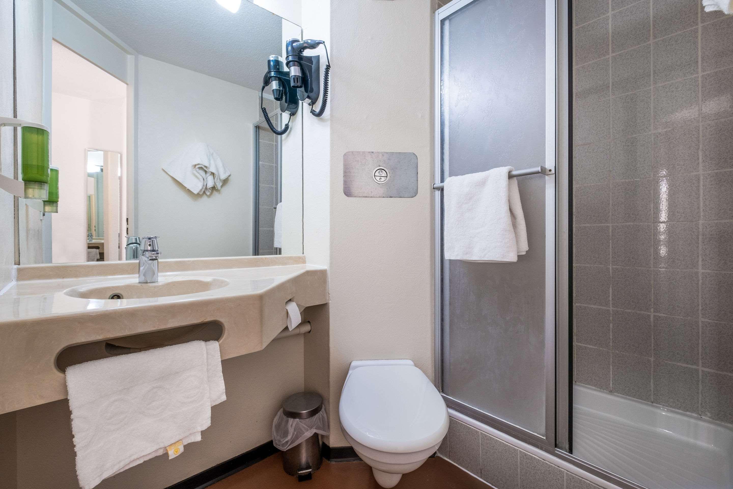 B&B Hotel Marne-La-Vallee Chelles Chelles  Ngoại thất bức ảnh